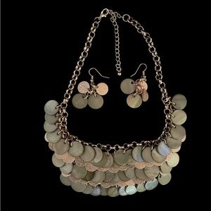 Green & gold layered necklace & earring set